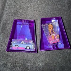 Bratz Mini Series 2 with Purple Case